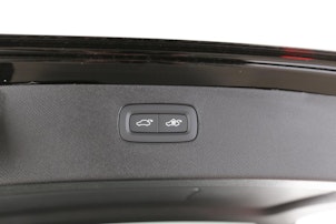 Vehicle image VOLVO XC90 2.0 T8 TE Ultra Dark eAWD