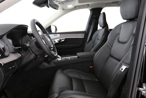 Vehicle image VOLVO XC90 2.0 T8 TE Ultra Dark eAWD