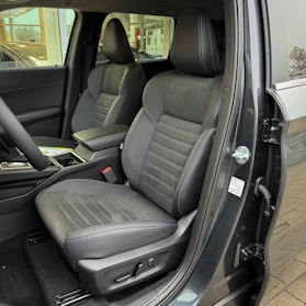 MITSUBISHI OUTLANDER 11
