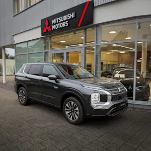 Mitsubishi Outlander 2.4 PHEV Invite 4x4