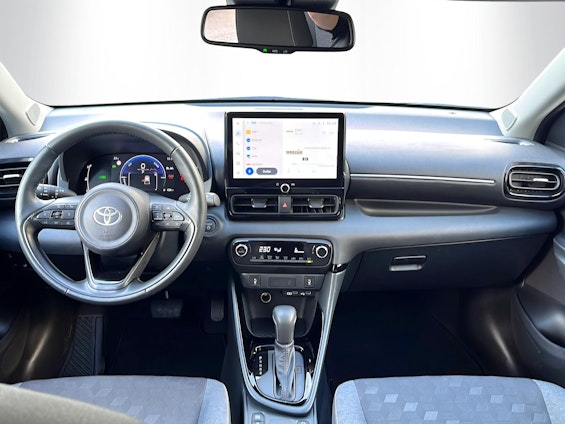 Vehicle image 7
