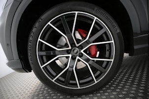 Vehicle image AUDI Q8 3.0 45 TDI Black Edition quattro T-Tronic