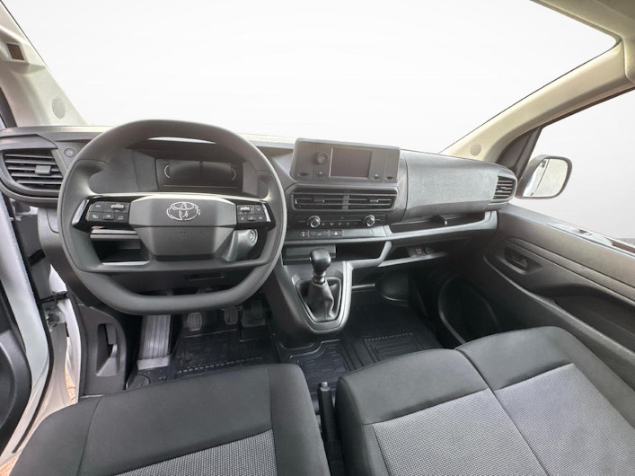 Vehicle image TOYOTA PROACE