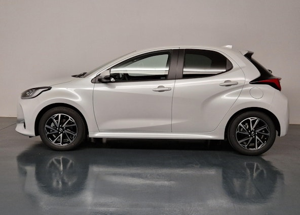 Vehicle image 2 Vehicle image 2