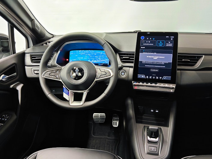 Vehicle image MITSUBISHI GRANDIS