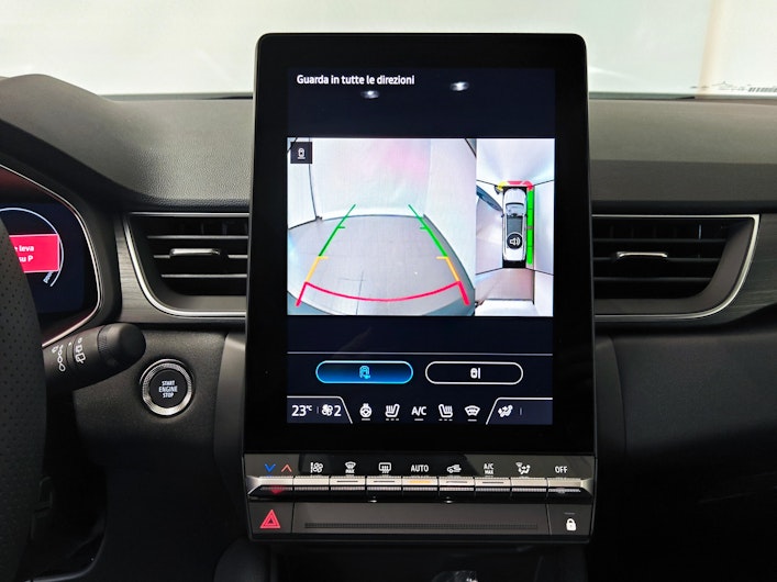 Vehicle image MITSUBISHI GRANDIS