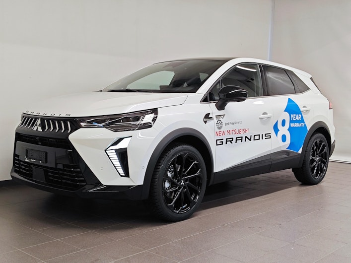 Vehicle image MITSUBISHI GRANDIS