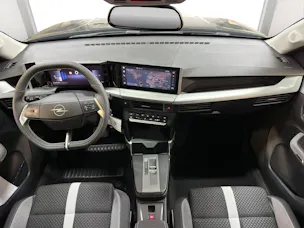 Opel Frontera 1.2 T HEV 145 GS