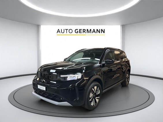 First vehicle image