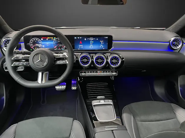 Mercedes-Benz A 180 d 8G-DCT