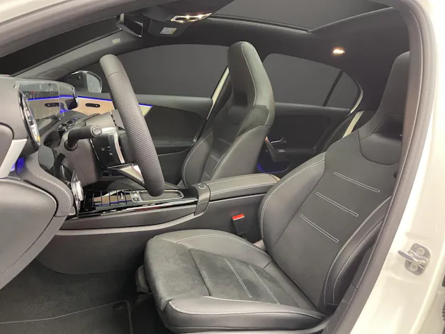 Mercedes-Benz A 180 d 8G-DCT
