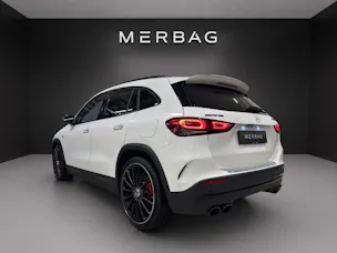 Mercedes-Benz GLA 45 S AMG 4Matic+ 8G-Speedshift DCT