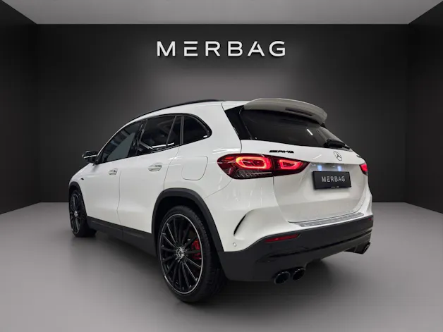 Mercedes-Benz GLA 45 S AMG 4Matic+ 8G-Speedshift DCT