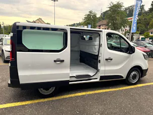 Renault RENAULT Trafic 2.0 Blue dCi 130 Advance L1H1 EN