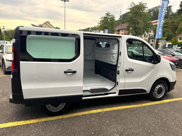 Renault RENAULT Trafic 2.0 Blue dCi 130 Advance L1H1 EN