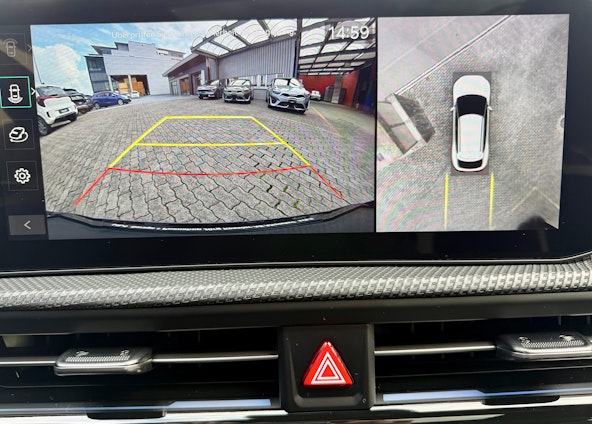 Vehicle image 11 Vehicle image 11