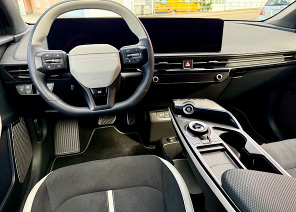 Vehicle image 2 Vehicle image 2