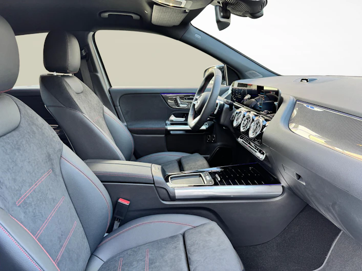 Fahrzeugbild MERCEDES-BENZ GLA 250