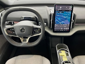 Vehicle image VOLVO EX30 E60 Twin Ultra Performance AWD /  ab 3,99% Leasing inkl. 1 Jahr Protect Autoversicherung