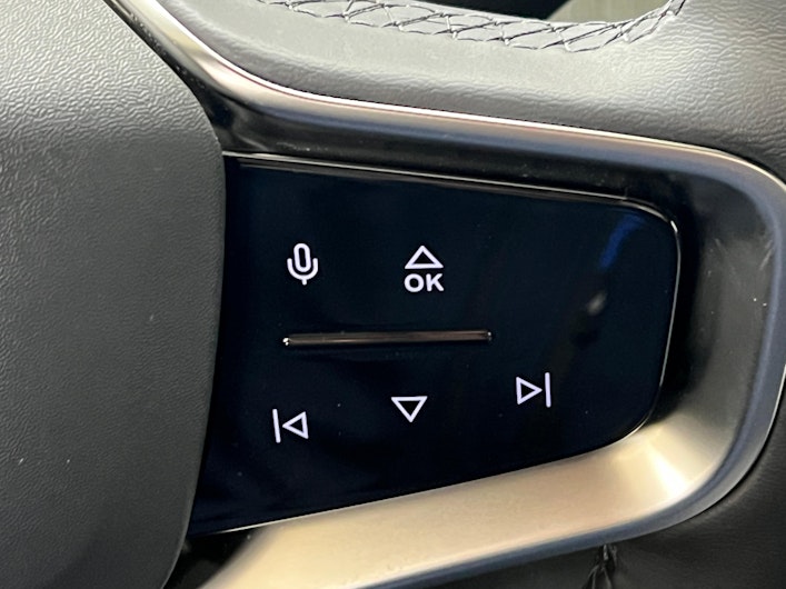 Vehicle image VOLVO EX 30