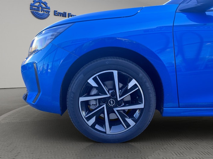 Vehicle image OPEL CORSA