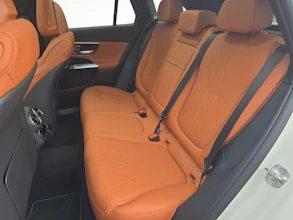https://vehicle.imgix.net/4029420/1d970b4d-b274-4437-9699-fc0ec33d0f40.jpg