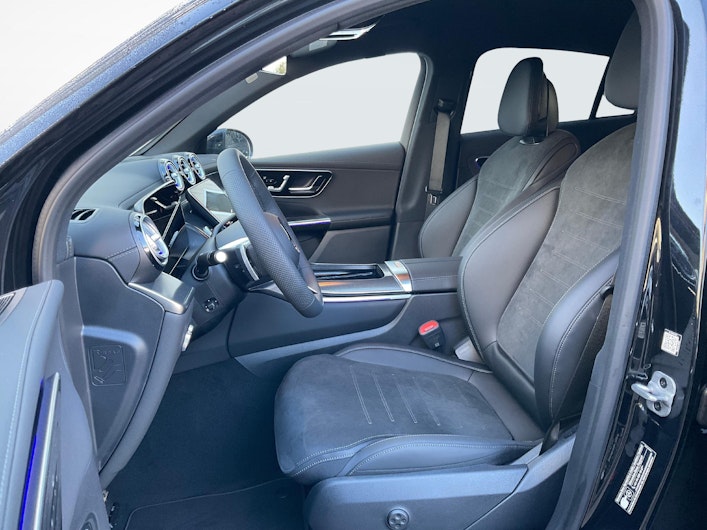 Vehicle image MERCEDES-BENZ GLC 400