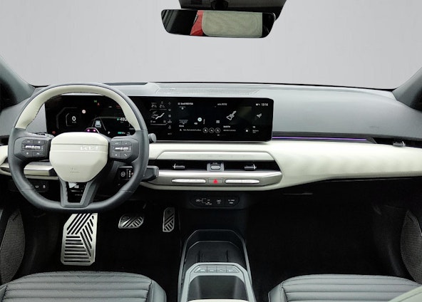 Vehicle image 9 Vehicle image 9