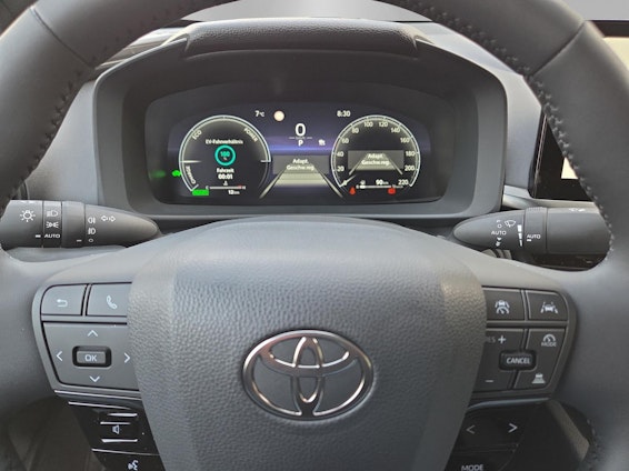 Vehicle image 13 Vehicle image 13