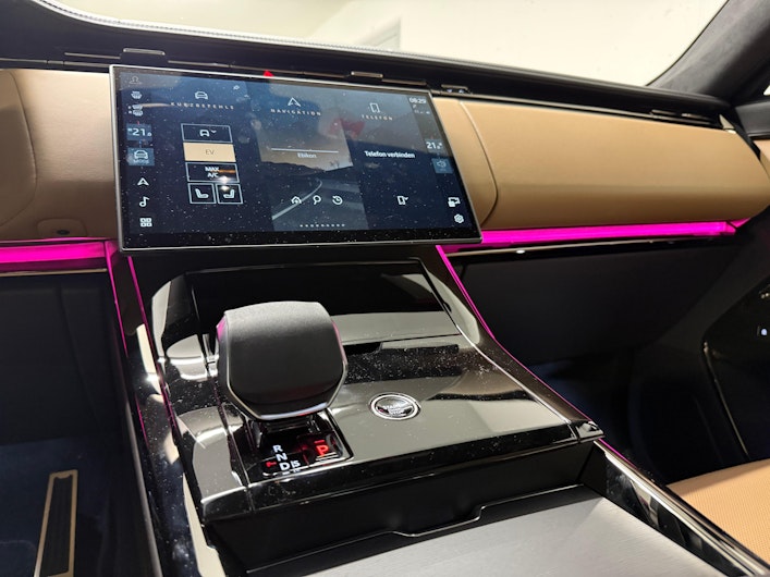 Vehicle image LAND ROVER RANGE ROVER SPORT