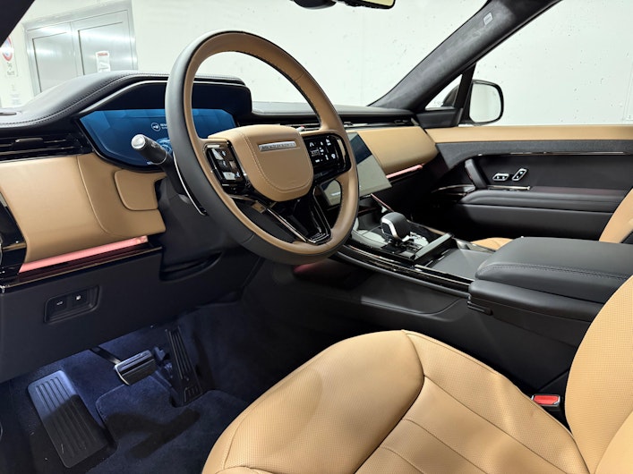 Vehicle image LAND ROVER RANGE ROVER SPORT