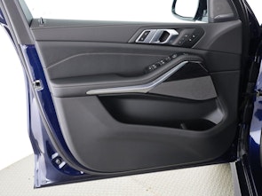 Vehicle image BMW X5 40d xDrive SAG