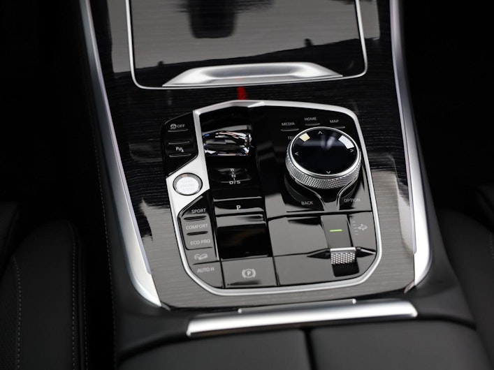 Vehicle image BMW X5