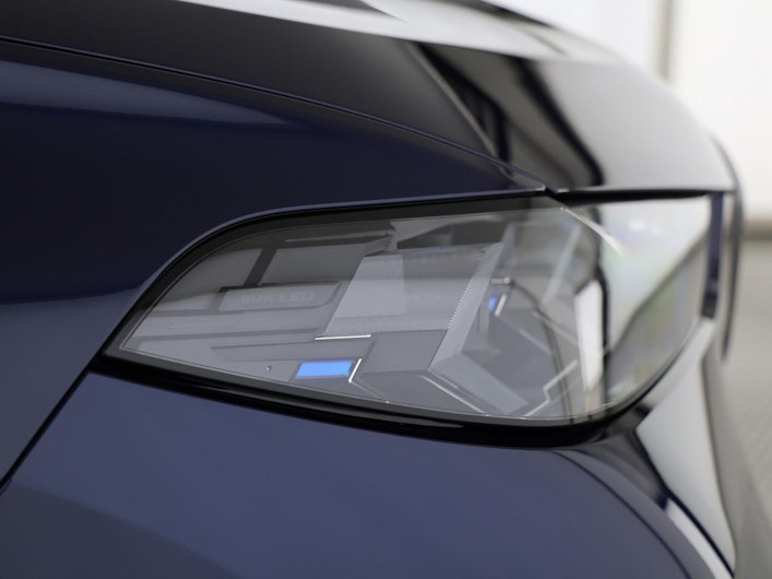 Vehicle image BMW X5