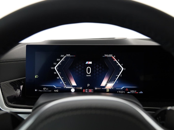 Vehicle image BMW X5