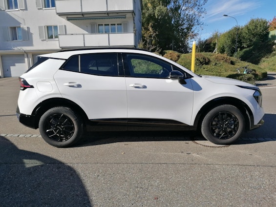 Vehicle image 3 Vehicle image 3