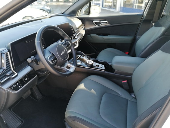 Vehicle image 6 Vehicle image 6