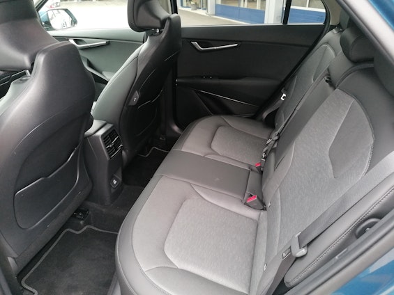 Vehicle image 9 Vehicle image 9