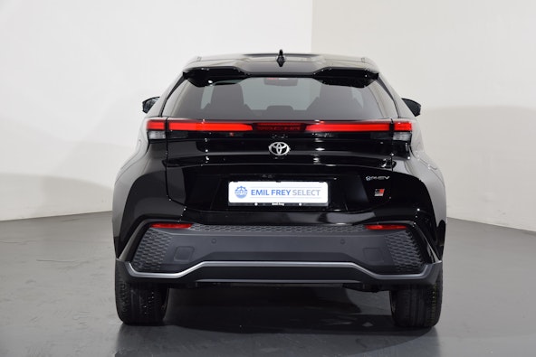 Vehicle image 6
