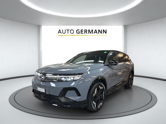 First vehicle image First vehicle image