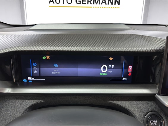 Vehicle image 11 Vehicle image 11