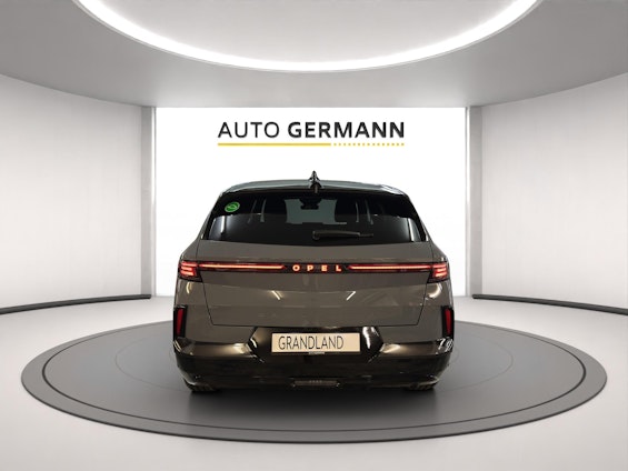 Vehicle image 5 Vehicle image 5