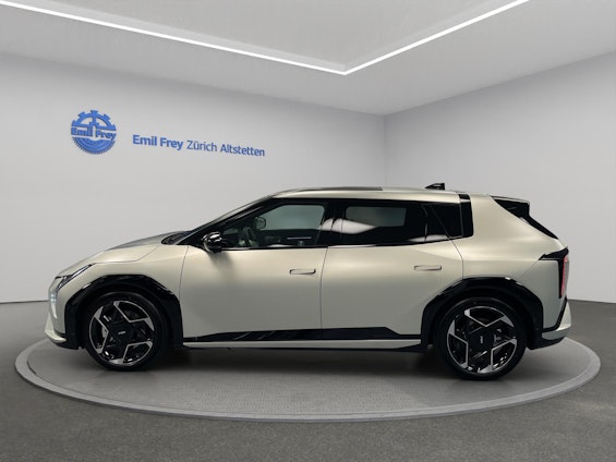 Vehicle image 3 Vehicle image 3