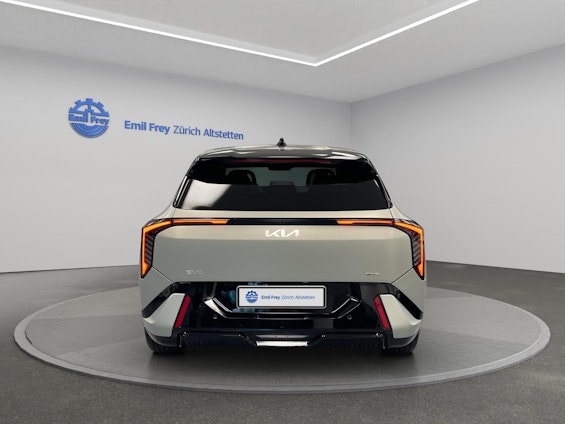 Vehicle image 5 Vehicle image 5