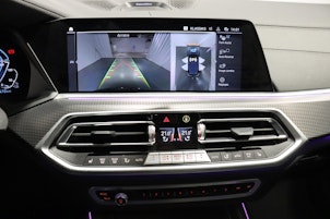 Vehicle image BMW X5 45e xDrive SAG