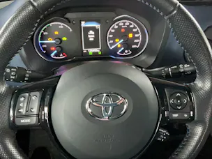 Toyota Yaris 1.5 VVT-i HSD Style