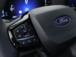 Vehicle image FORD Transit C Van 320 L2 2.0 EcoBlue 136 Trend