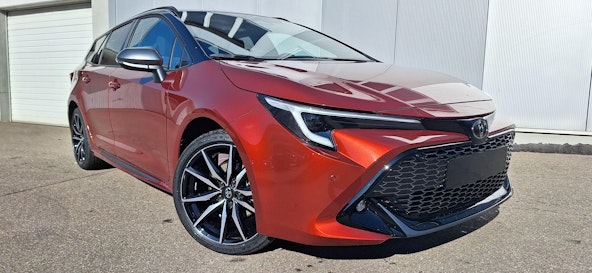 First vehicle image First vehicle image