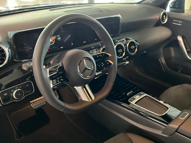Mercedes-Benz GLB 250 Progressive 4matic