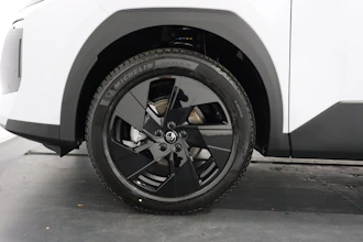 https://vehicle.imgix.net/4029867/ce65b871-a9dd-4039-bf35-31f452bb03dc.JPG
